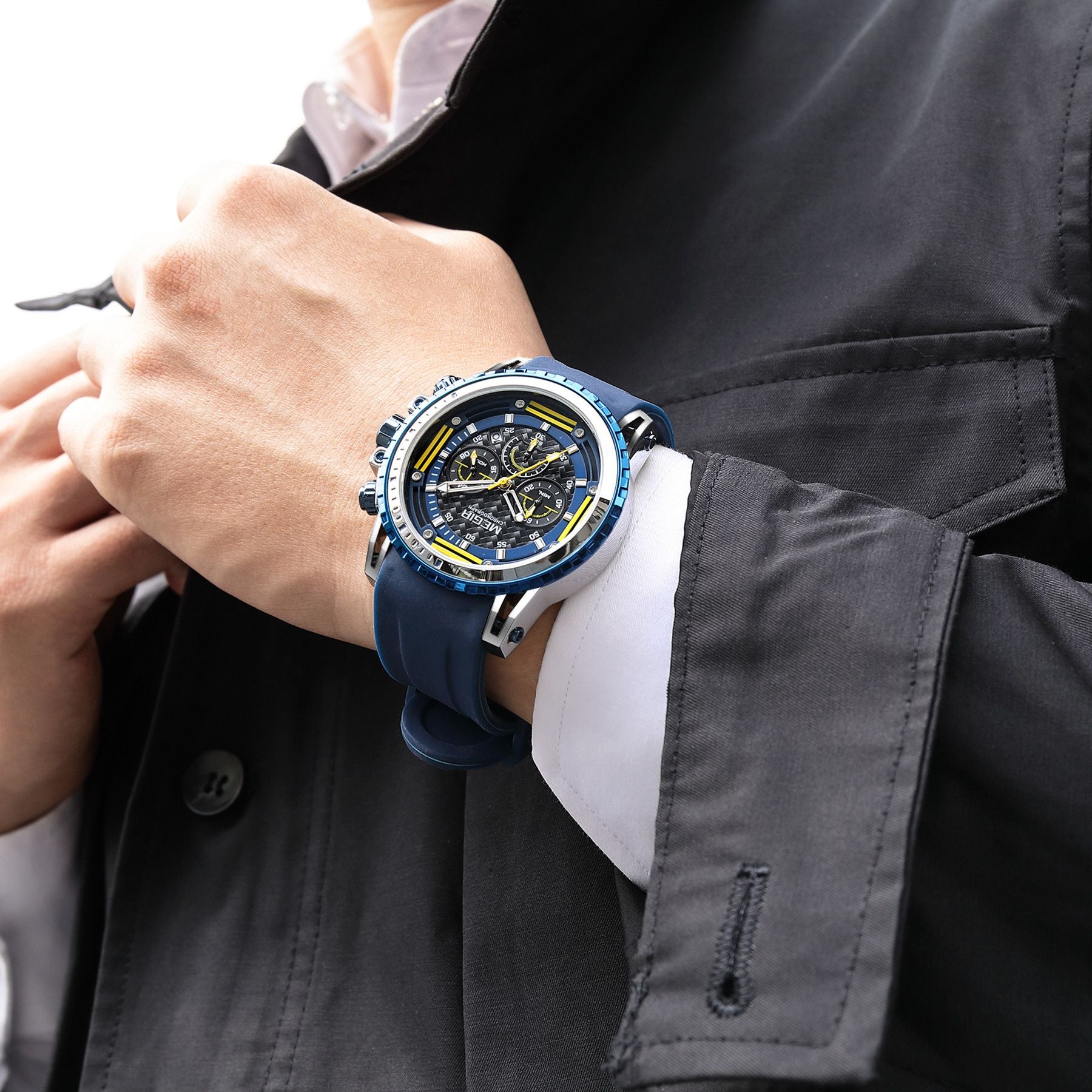 MEGIR Men's Sports Military Watches Fashion Luxury Quartz Wristwatch Silicone Strap Waterproof Chronograph Luminous Male Clock 2143